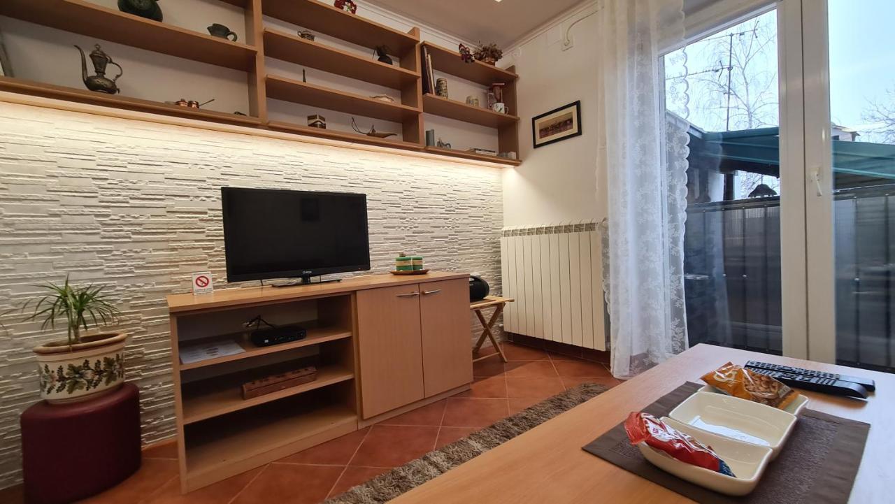 Apartment Akacija Gardens بلغراد المظهر الخارجي الصورة
