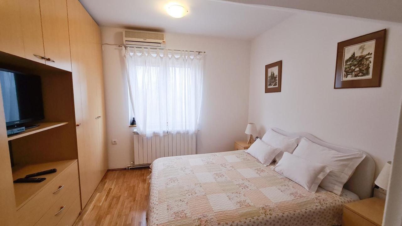 Apartment Akacija Gardens بلغراد المظهر الخارجي الصورة