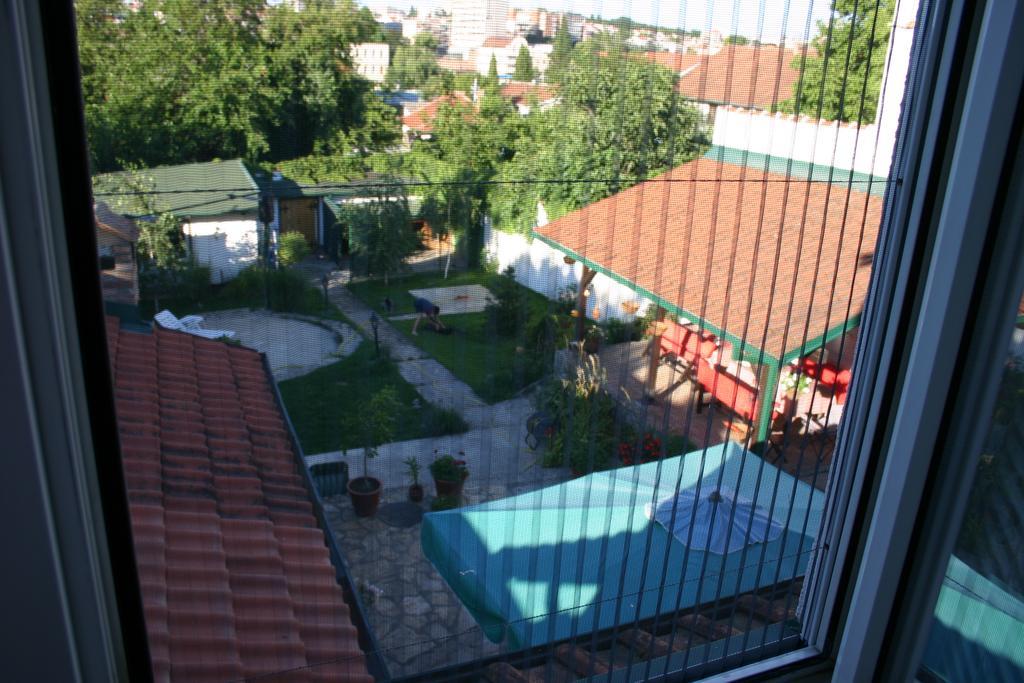 Apartment Akacija Gardens بلغراد المظهر الخارجي الصورة